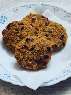 A picture of Oats cookies.