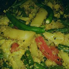 A picture of Mixed vegetables posto. mixed vegetables with poppy seeds paste.