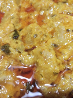दही वाले गट्टे (dahi wale gatte recipe in Hindi) रेसिपी मुख्य फोटो
