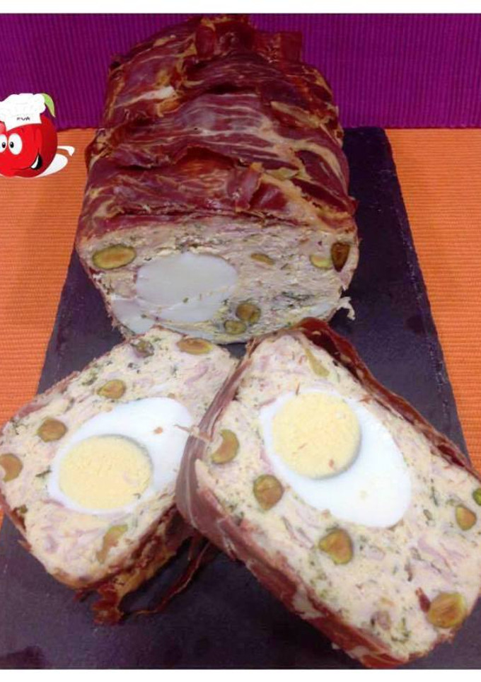 Una foto de Terrina de pollo con jamón