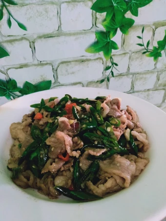 Cara Gampang Menyiapkan Resep Tumis slice beef cabe hijau yang Uenak Anti Ribet, Lezat Sekali