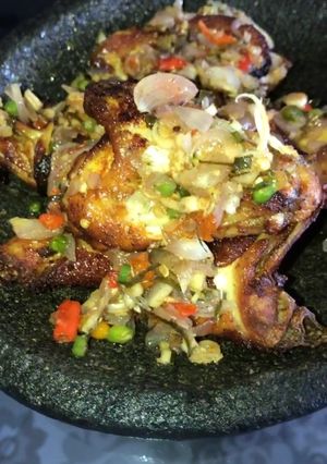 Foto resep Ayam goreng sambal matah