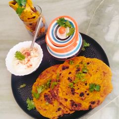 A picture of Ajwain lachha paratha / Masala laccha paratha 😋.