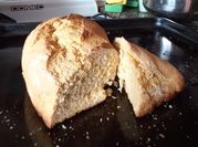 Una foto de pan de maiz con polenta