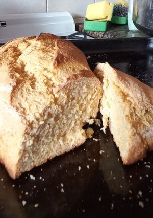 Una foto de Pan casero de maíz y trigo muy fácil