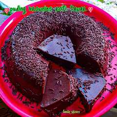 A picture of Puding Brownies Roti Tawar.