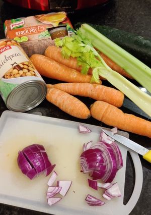 A picture of Slow cooker veg soup.
