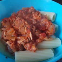 A picture of Tuna and Tomato Pasta.