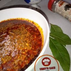A picture of Bitterleaf soup.