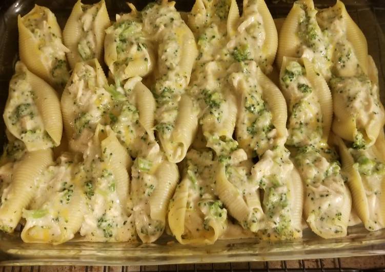 Recipe of Super Quick Homemade Chicken broccoli alfredo stuffed shells