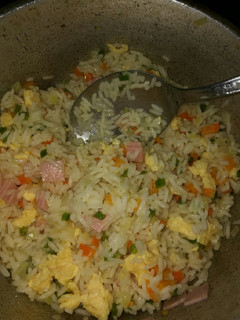 Una foto de Arroz frito casero
