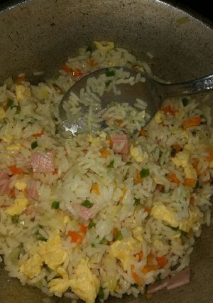 Una foto de Arroz frito casero