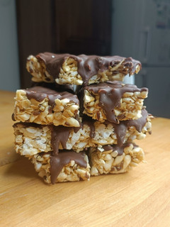A picture of 🌱 Chocolate Puffed Rice Bars.