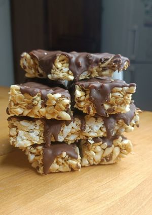 A picture of 🌱 Chocolate Puffed Rice Bars.