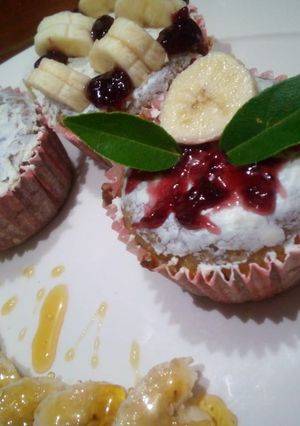 Una foto de Muffins de plátano y nuez