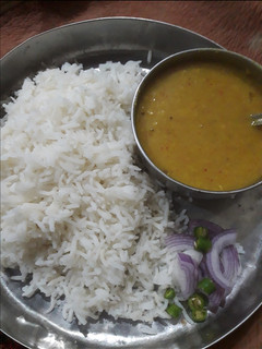 A picture of Arhar dal Chawal.