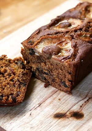 A picture of Fragrant Spiced Tea Loaf.