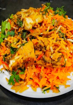 A picture of Chicken Dum Biryani.