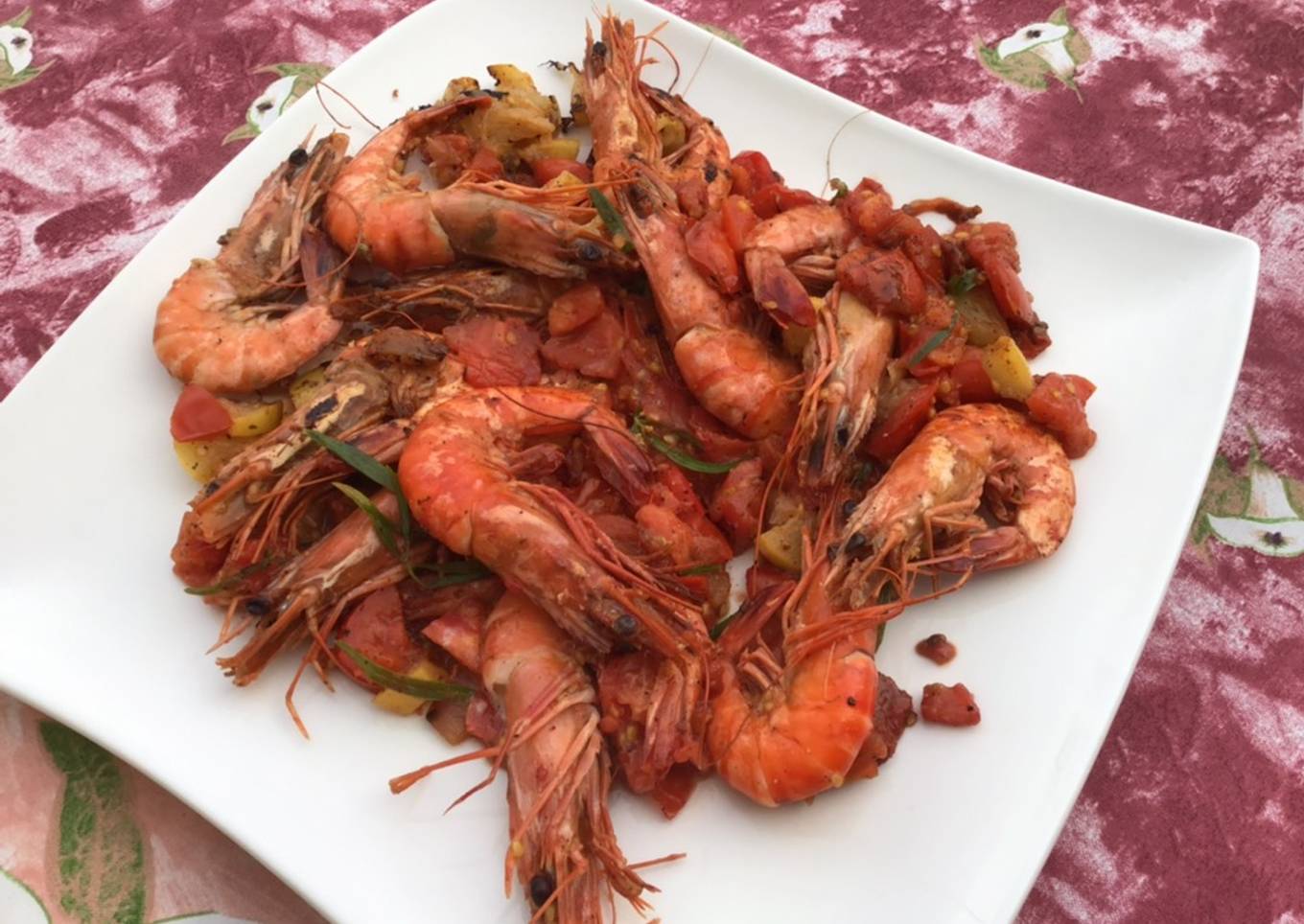 Gambas black tiger aux tomates et citron confit (recette plancha)