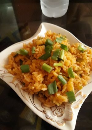 A picture of Scezwan fried rice.
