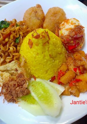 Foto resep Nasi kuning kukus