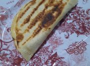 Una foto de rapiditas con jamon y queso