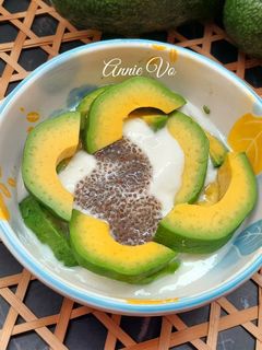 Hình của món Sữa chua ủ bằng nồi cơm điện.