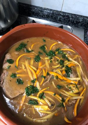 Una foto de 31. Piccara al limone con basilico (principal carne)