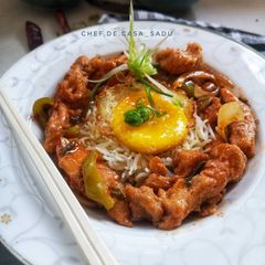 A picture of Chicken chilli Schezwan.