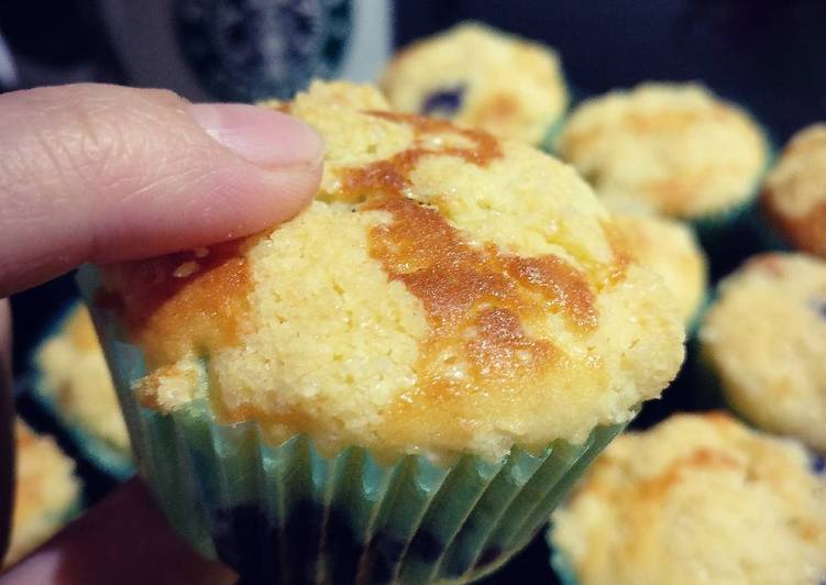 Simple Way to Make Any-night-of-the-week Blueberry cheese muffins