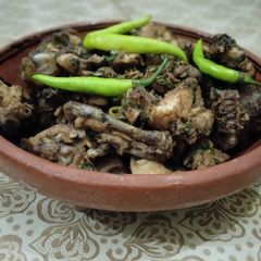 Amazing and mouthwatering chicken roast with soya sauce A picture of Amazing and mouthwatering chicken roast with soya sauce.