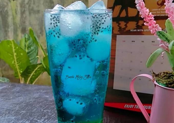Resep Ocean Blue Drink Oleh Bunda Melvy Sofia Cookpad