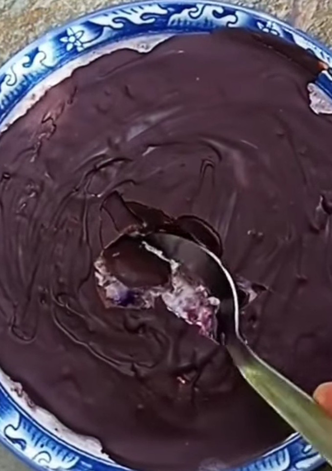 Una foto de Desayuno frutas del bosque/chocolate
