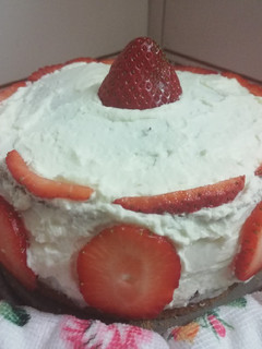 Una foto de Tarta de fresas con nata🍓🍰