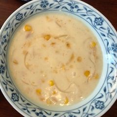 Corn soup A picture of Corn soup.