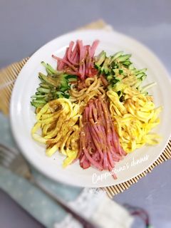 麻醬涼麵～～夏日涼爽料理 的食譜成品照片