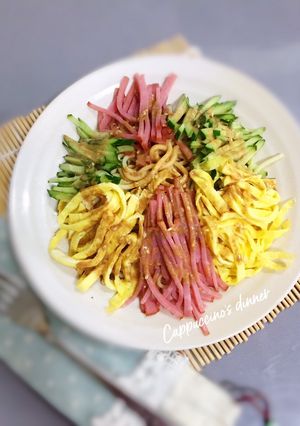 麻醬涼麵～～夏日涼爽料理 的食譜成品照片