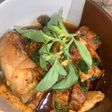 Ayam, tahu, tempe kemangi mercon
