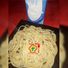 A picture of Spaghetti jollof.