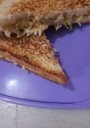 A picture of Malai sandwich.