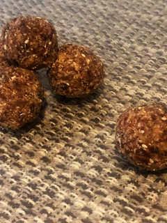 A picture of Date Coconut Ginger Balls.