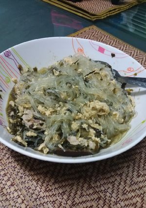 รูปของ วุ้นเส้นผัดไข่