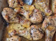 Une photo de thym poulet