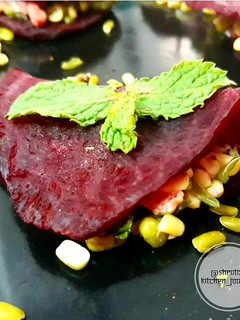 A picture of Healthy Beetroot bites.