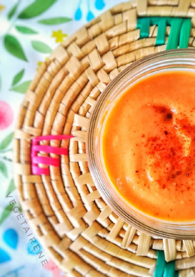 Una foto de Hummus de pimientos rojos asados