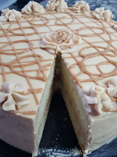 Una foto de Torta mousse de dulce de leche