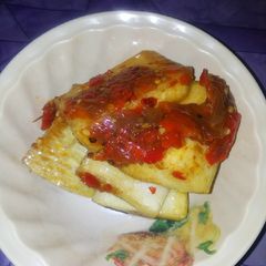 A picture of Fry yam with pepper sauce.