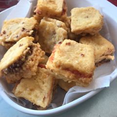 A picture of Bread Bhajiya/Pakoras.