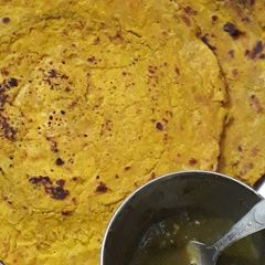 Besan chilla with green chutney A picture of Besan chilla with green chutney.