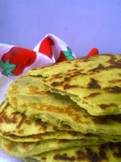 A picture of Wholewheat Avocado Naan.